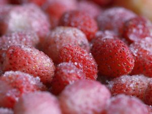 54fe82d510215-frozen-strawberries-lgn