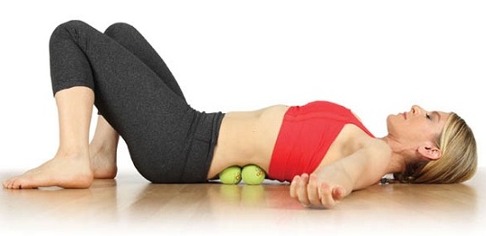 Relieve-the-Back-and-Sciatic-Nerve-Pain-with-Tennis-Ball